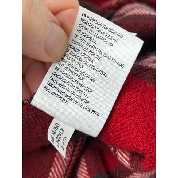 American Eagle‎ Red Plaid Flannel Button-down Shirt S/P/CH - Picture 8 of 8